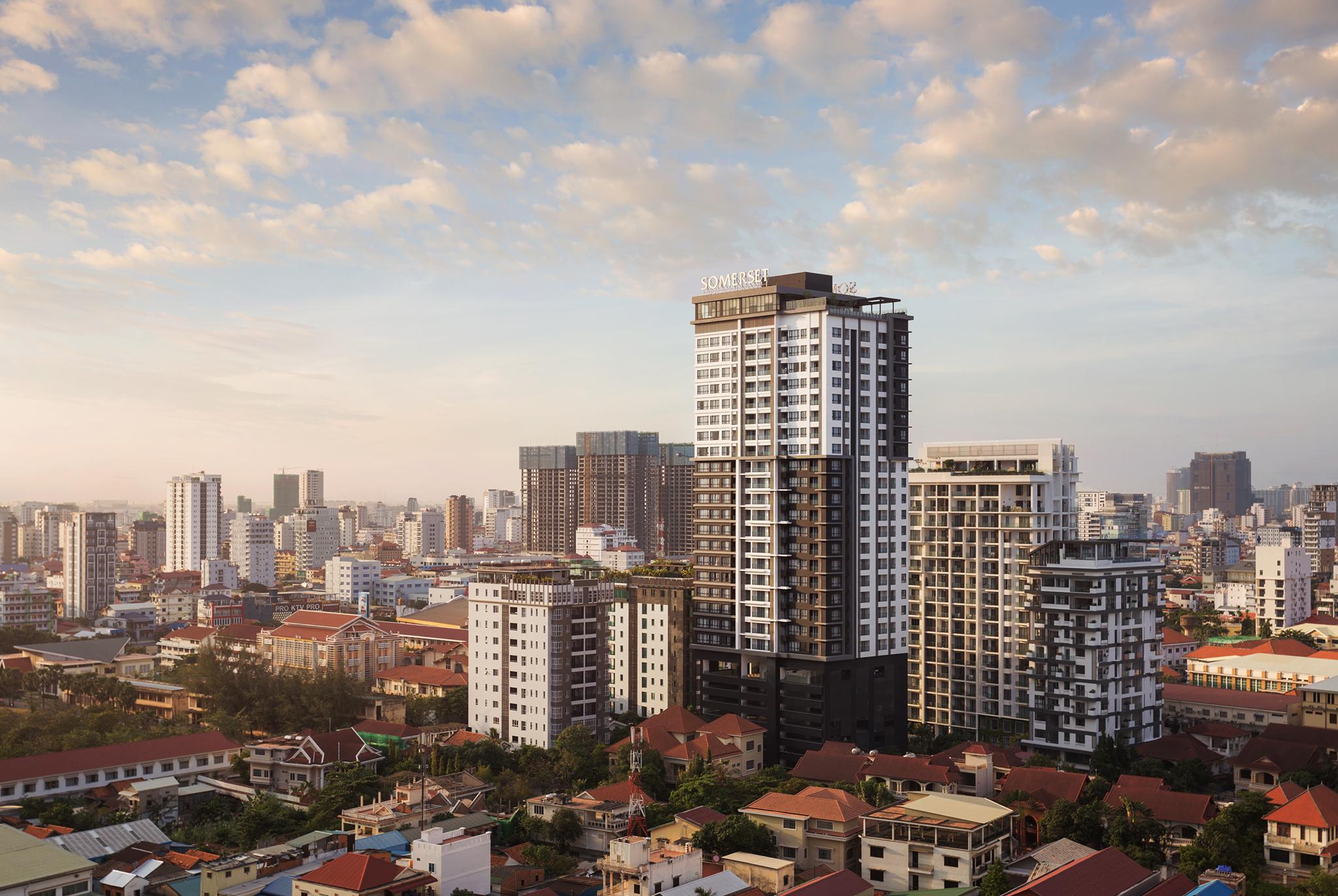 Somerset Norodom Phnom Penh Exterior photo